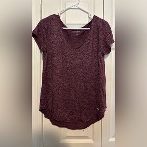 Hollister Women's Heathered Maroon Scoop Neck Tee